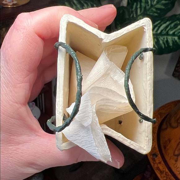 Vintage Christmas Kitsch Lori Mitchell Presents For You Gift Bag Figurine - Picture 5 of 10